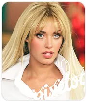 Imagem recente de anahi