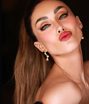 Imagem recente de anahi