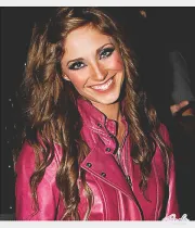 Imagem recente de anahi