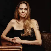 Imagem recente de angelinajolie