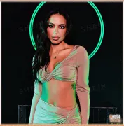 Imagem recente de anitta