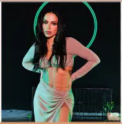 Imagem recente de anitta