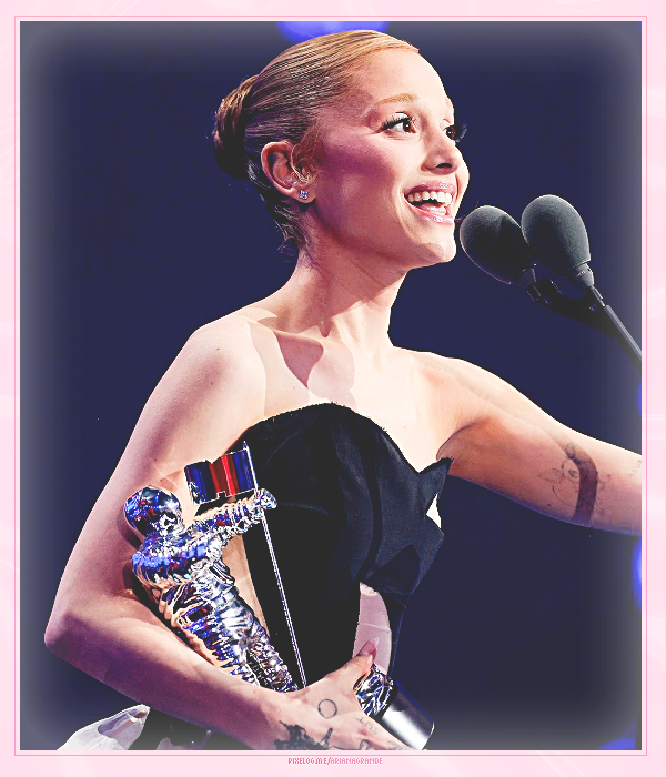 Foto de arianagrande