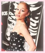 Imagem recente de arianagrande