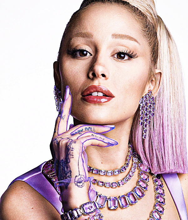 Foto de arianagrandebutera