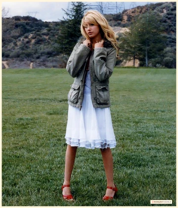 Imagem recente de ashleytisdale