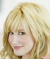 Imagem recente de ashleytisdale