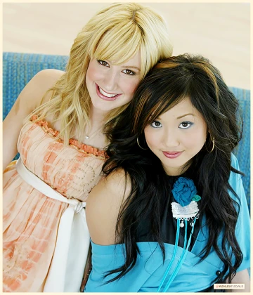 Imagem recente de ashleytisdale