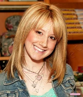 Imagem recente de ashleytisdale