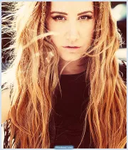 Imagem recente de ashleytisdale