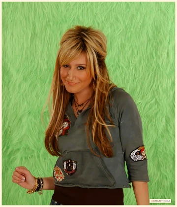 Imagem recente de ashleytisdale