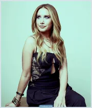 Imagem recente de ashleytisdale