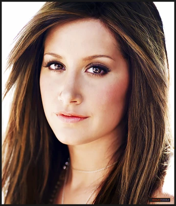 Imagem recente de ashleytisdale