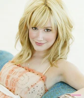 Imagem recente de ashleytisdale