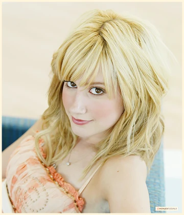 Imagem recente de ashleytisdale