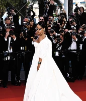 Imagem recente de badgalriri