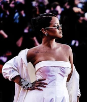 Imagem recente de badgalriri