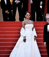 Imagem recente de badgalriri