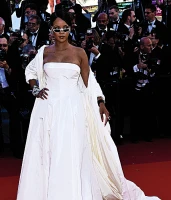 Imagem recente de badgalriri