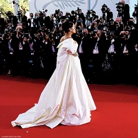 Imagem recente de badgalriri