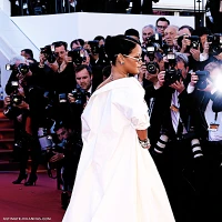 Imagem recente de badgalriri