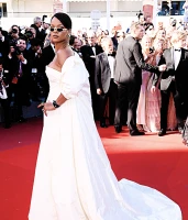 Imagem recente de badgalriri