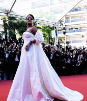 Imagem recente de badgalriri