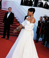 Imagem recente de badgalriri