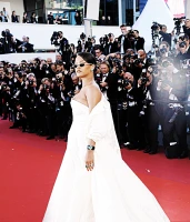 Imagem recente de badgalriri