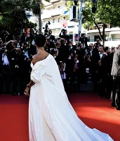 Imagem recente de badgalriri