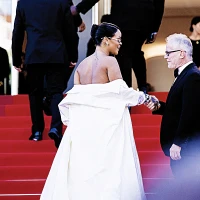 Imagem recente de badgalriri