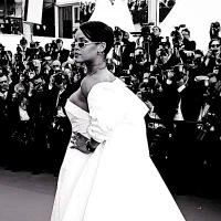 Imagem recente de badgalriri