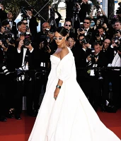 Imagem recente de badgalriri