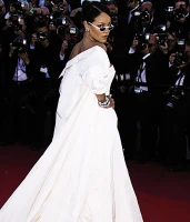 Imagem recente de badgalriri