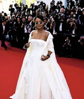 Imagem recente de badgalriri