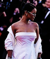 Imagem recente de badgalriri