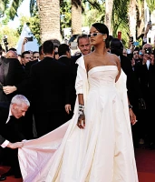 Imagem recente de badgalriri