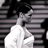 Imagem recente de badgalriri