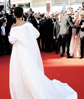 Imagem recente de badgalriri