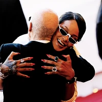 Imagem recente de badgalriri