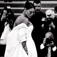 Imagem recente de badgalriri