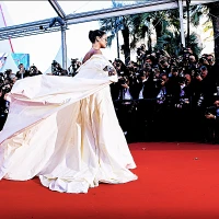 Imagem recente de badgalriri