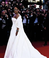 Imagem recente de badgalriri