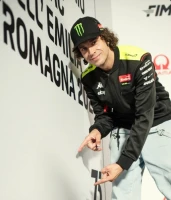 Imagem recente de bezzecchi