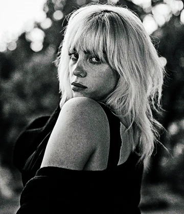 Imagem recente de billie