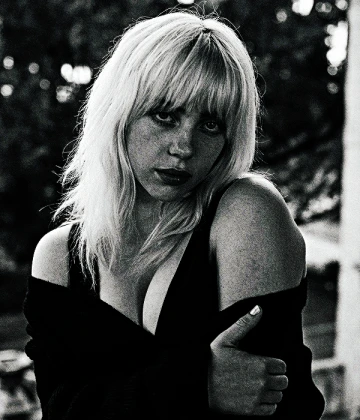 Imagem recente de billie