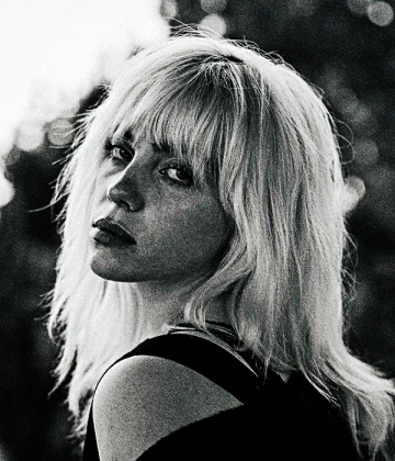 Imagem recente de billie