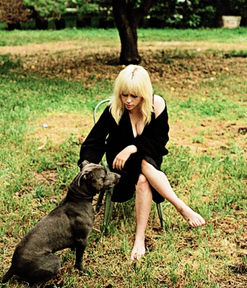 Imagem recente de billie