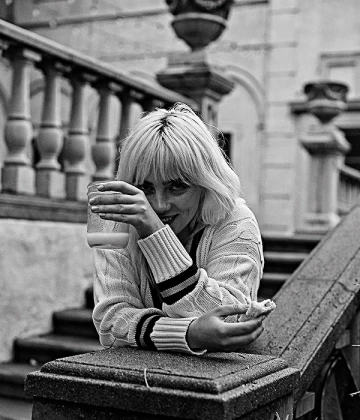 Imagem recente de billie