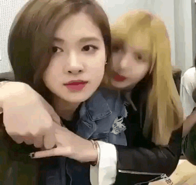 Imagem recente de chaelisa